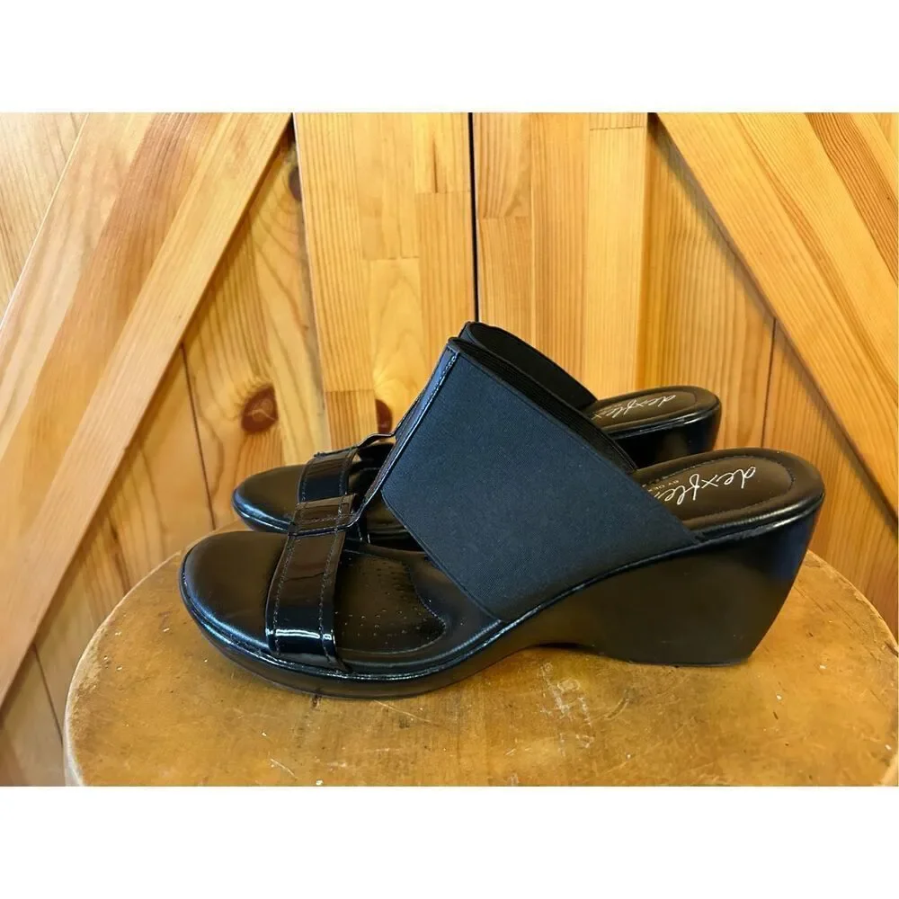 Dexflex by Dexter wedge sandals size 7